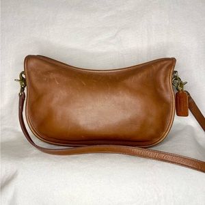 EUC VINTAGE Coach Large Swinger Bag - Tan Leather